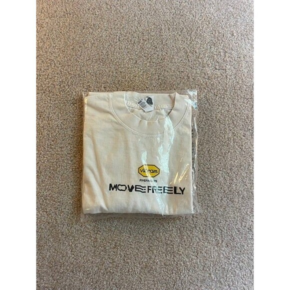 vibram five fingers T-Shirt - Picture 1 of 2